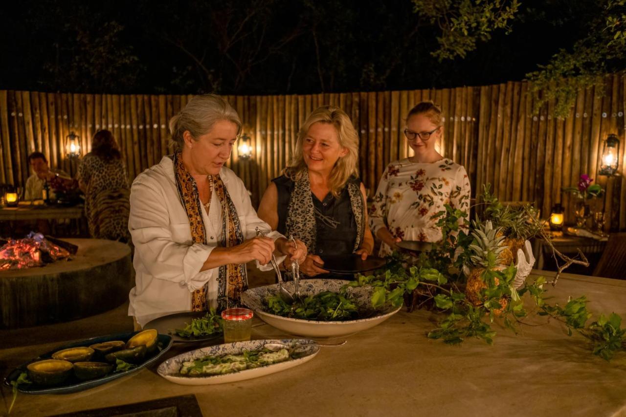 Safari Moon Luxury Bush Lodge Hoedspruit Dış mekan fotoğraf